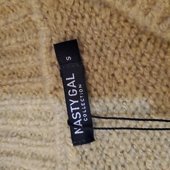 NEW Nasty Gal Collection Ruched Drawstring Sleeve V Neck Sweater Sz S - Picture 7 of 9